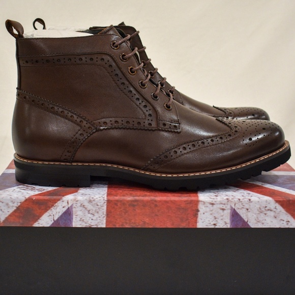 English Laundry Other - Brown Leather Dress Wingtip Boots